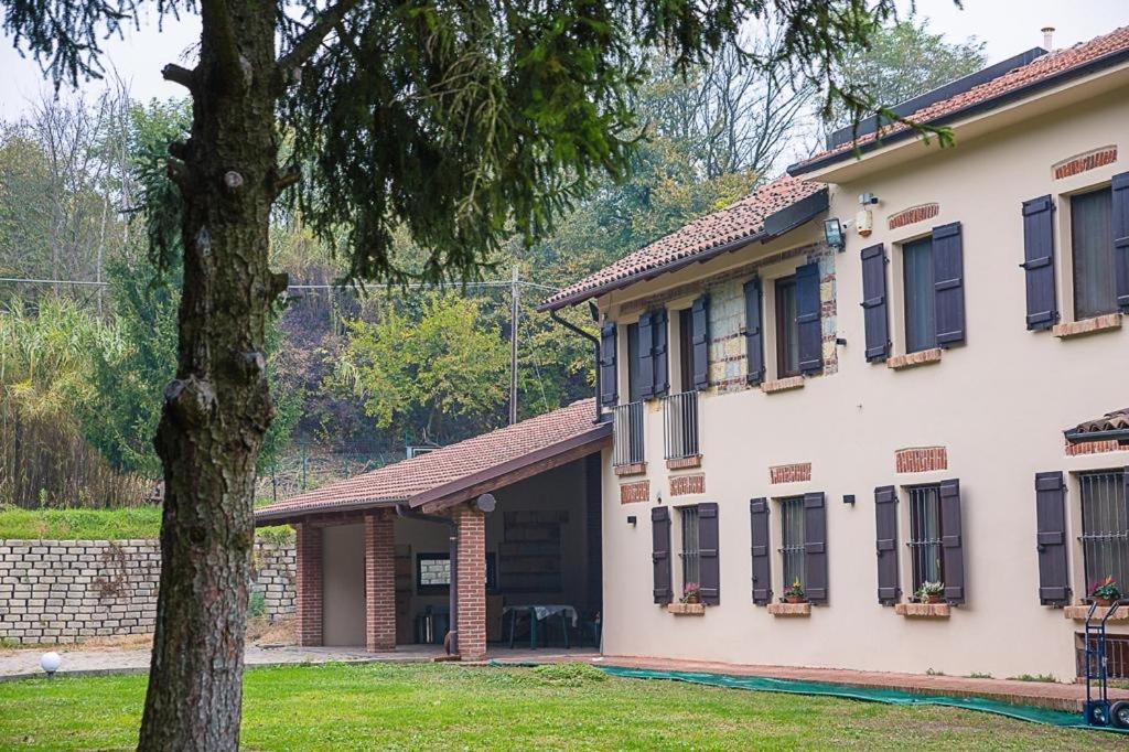卡利亚诺Il Basin住宿加早餐旅馆 外观 照片